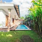 De Cahyani Private Villa By Supala