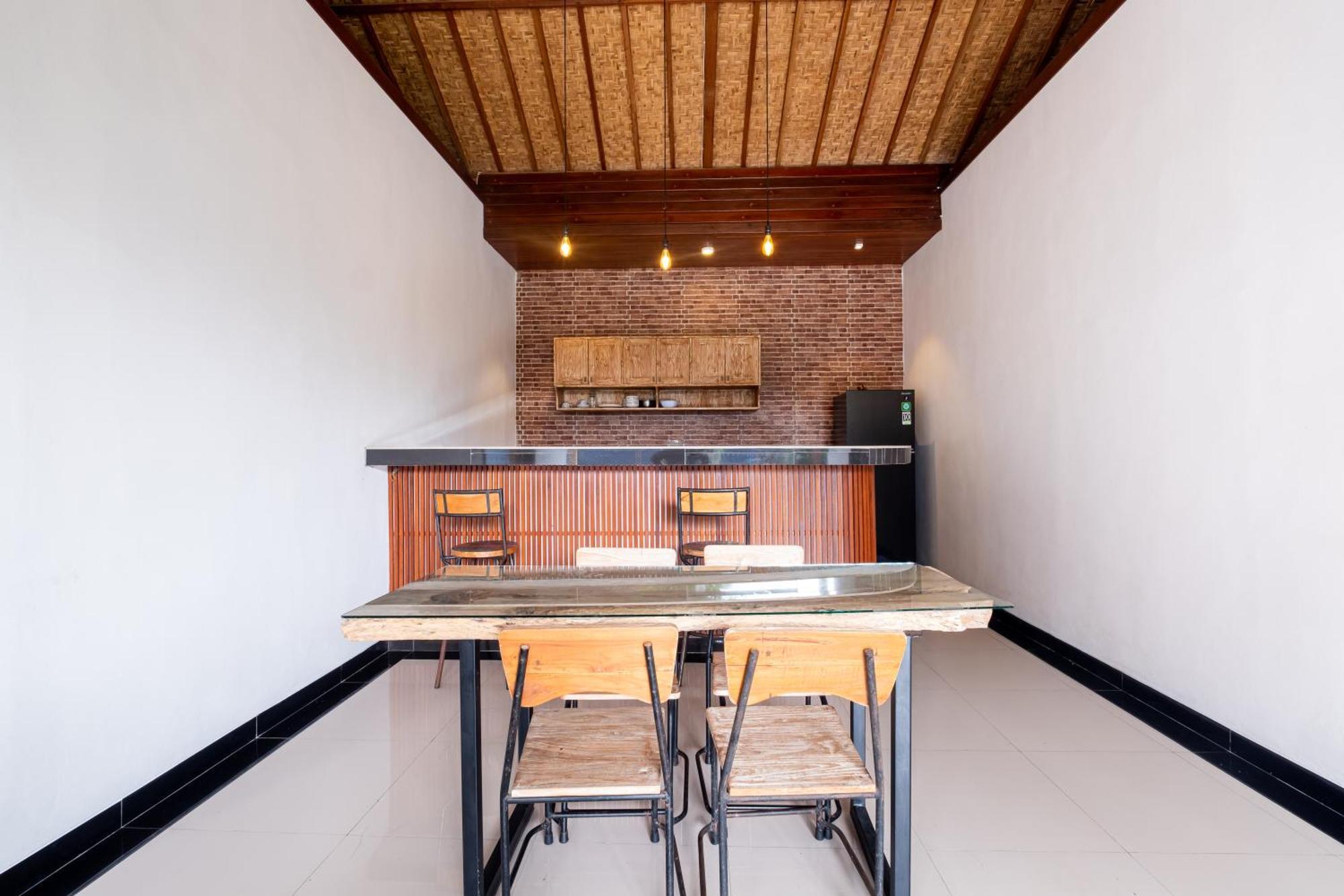 Villa De Cahyani Private By Supala